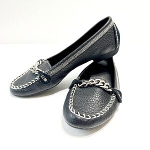 Sonoma Women’s Black Leather Loafers Size 8.5 Silver Chain Accent Round Toe